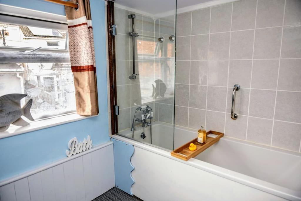 Spacious Charming Cottage Near Lake And Sea هورنسي المظهر الخارجي الصورة