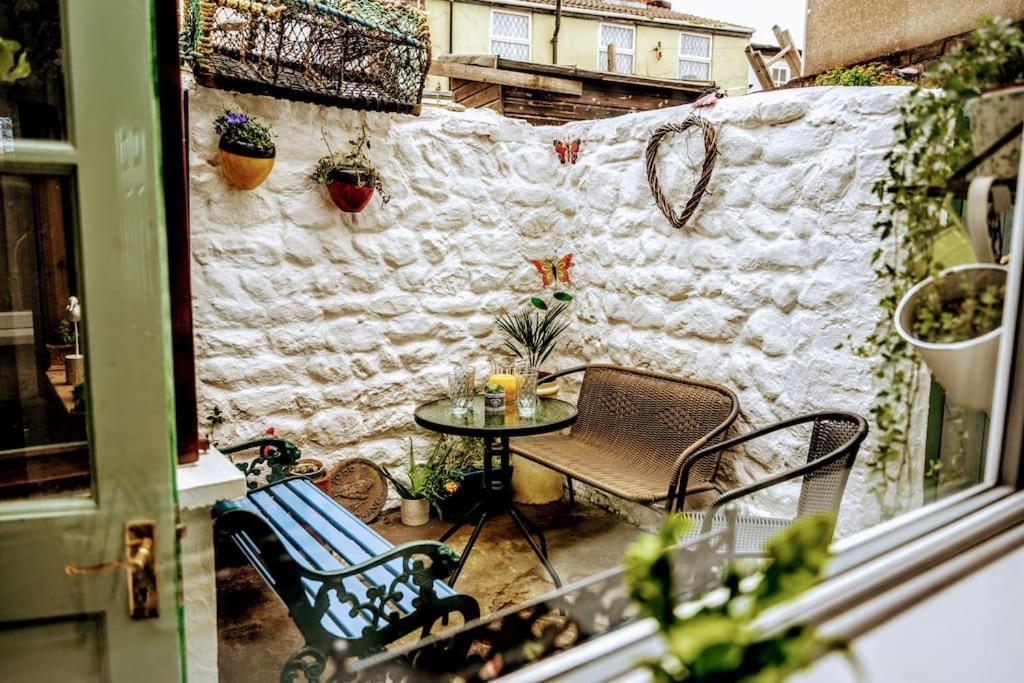 Spacious Charming Cottage Near Lake And Sea هورنسي المظهر الخارجي الصورة
